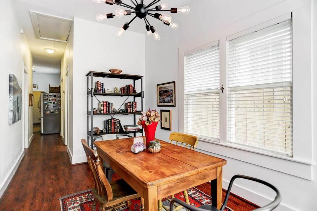 Villa Artsy Heights House: Walk To Food-Bars-Shops-Trails, Kids & Pet Friendly Houston Exterior foto